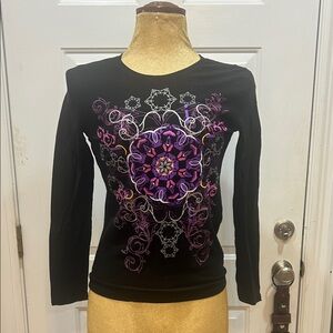 Girls' Black Long-Sleeve Tee with Purple Medallion Graphic